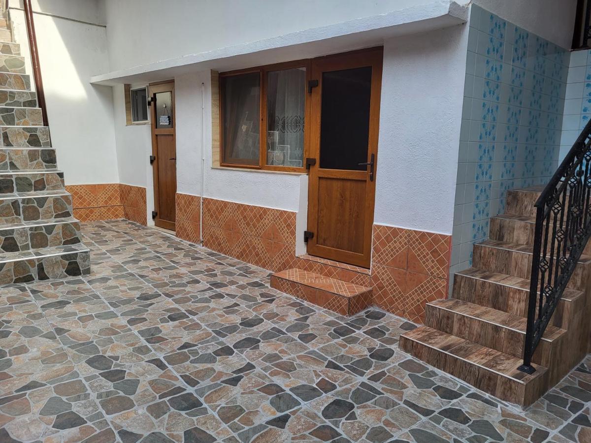Casa De Vacanta Danube Moldova Noua エクステリア 写真